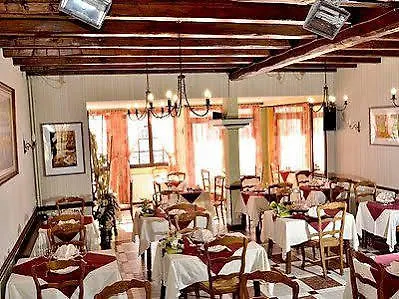 Hotel Restaurant Le Plat D'etain